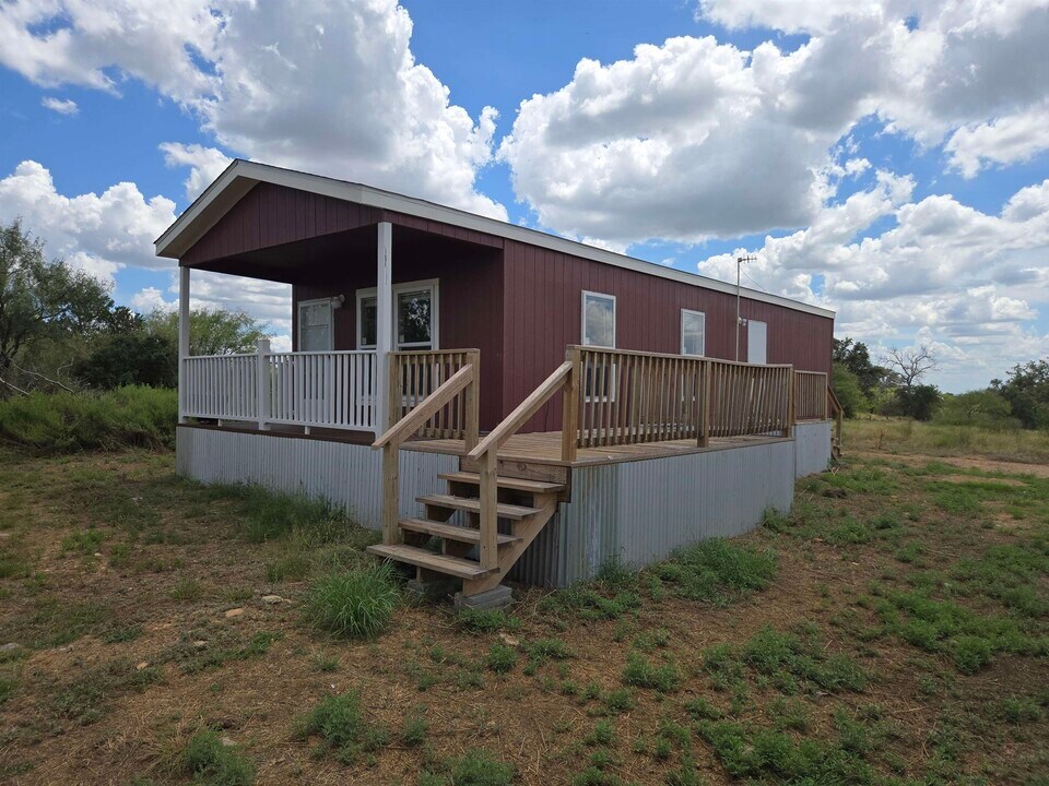 278 Valley Ranch Rd in Valley Spring, TX - Building Photo
