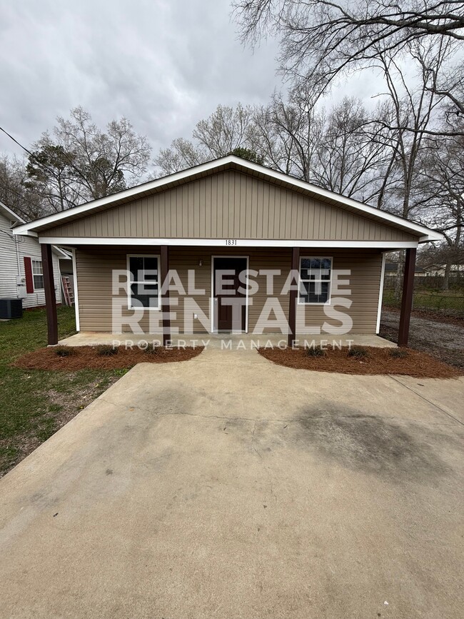 property at 1831 Elwyn Ave