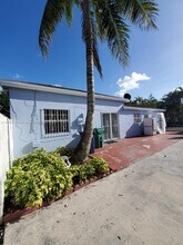 18120 SW 137th Path in Miami, FL - Building Photo - Building Photo