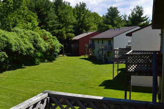 Pine Park Terrace in Waterford, NY - Building Photo - Building Photo