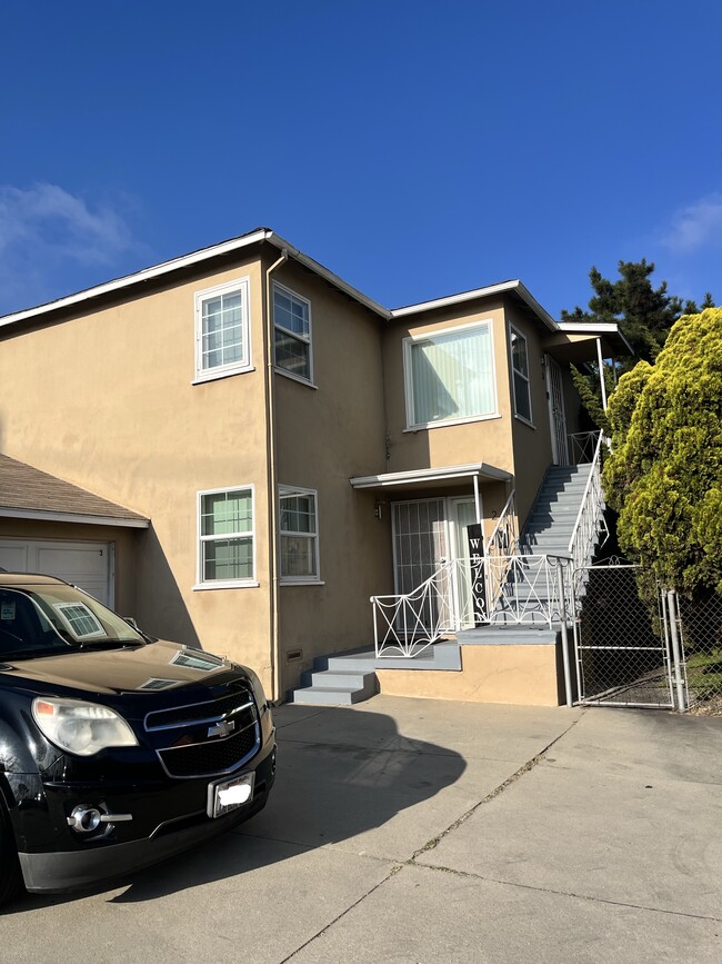 520 S Inglewood Ave, Unit 3 in Inglewood, CA - Building Photo - Building Photo