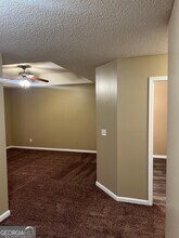 7600 Rutgers Cir in Fairburn, GA - Building Photo - Building Photo