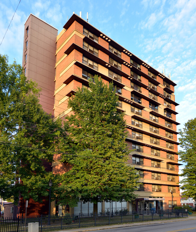 Jarrett Terrace in Charleston, WV - Foto de edificio - Building Photo