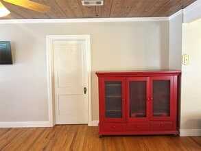 4915 Houston Dr in Galveston, TX - Building Photo - Building Photo