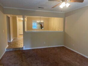 2505 W Broad St, Unit 323 in Athens, GA - Building Photo - Building Photo
