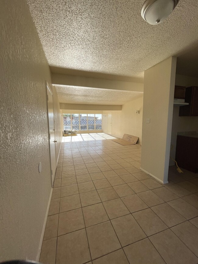 10360 Commodore St in El Paso, TX - Building Photo - Building Photo