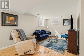 170 Anna Ave in Ottawa, ON - Building Photo - Building Photo