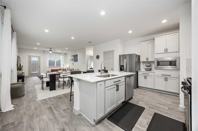 property at 2802 Wingmore Ln