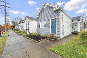 1112 E Burnett Ave in Louisville, KY - Foto de edificio - Building Photo