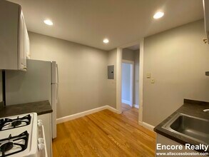 350 Allston St in Cambridge, MA - Building Photo - Building Photo