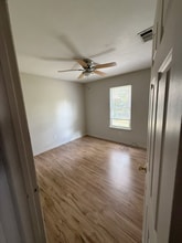 1020 Longstreet Dr in Tallahassee, FL - Building Photo - Building Photo