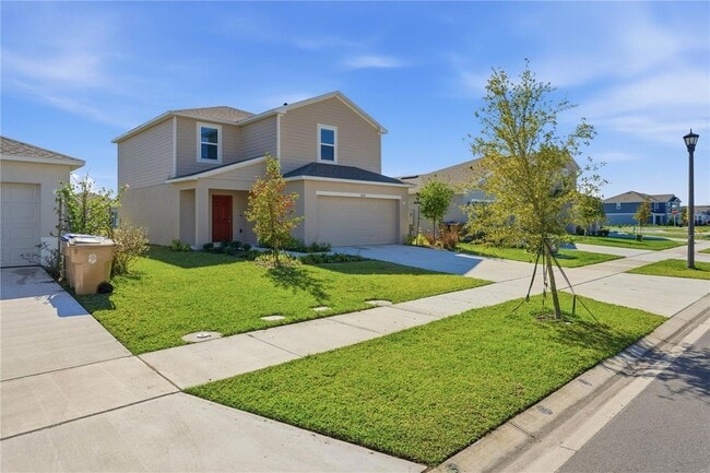 5670 Nispero Wy, Unit 246 in Kissimmee, FL - Building Photo - Building Photo