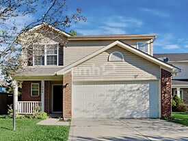 11946 Sapling Cir in Noblesville, IN - Building Photo