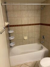 6529 Emerald Dunes Dr in Royal Palm Beach, FL - Building Photo - Building Photo