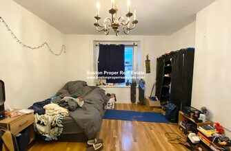 682 Parker St, Unit 1 in Boston, MA - Foto de edificio - Building Photo