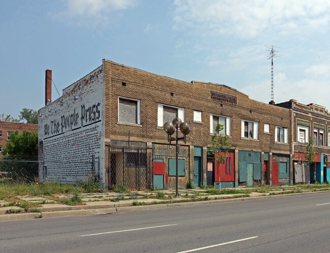 14115 E Jefferson Ave in Detroit, MI - Building Photo - Primary Photo