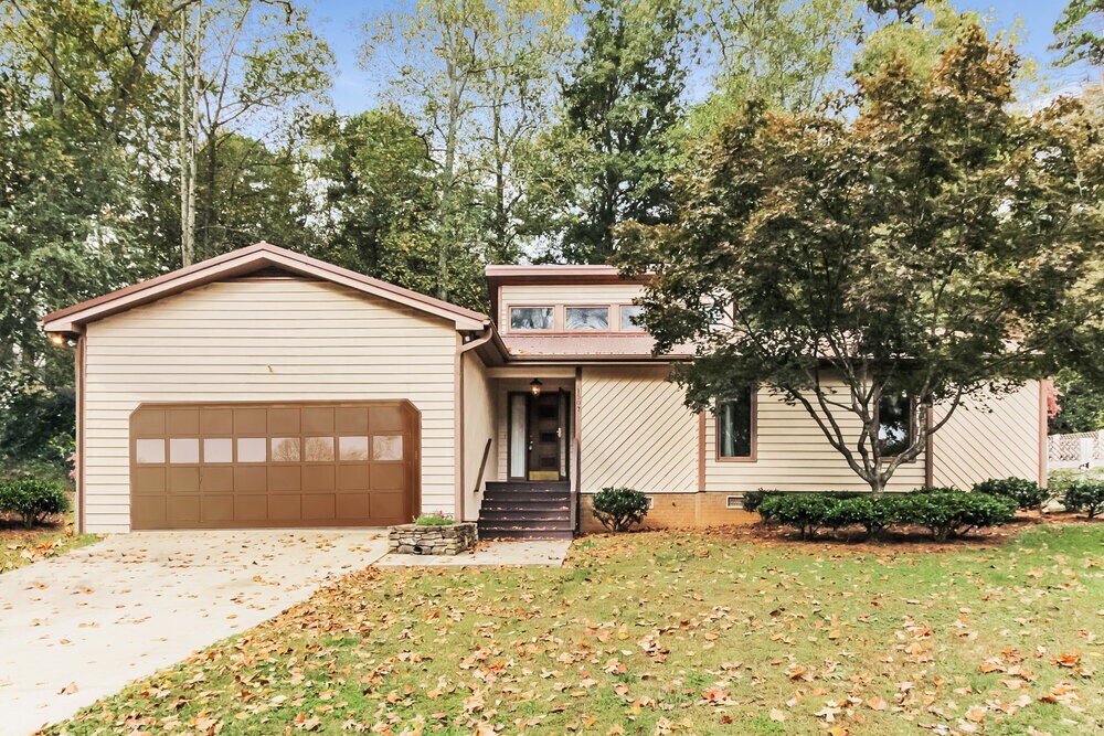 1507 Bellingham Dr in Mooresville, NC - Building Photo