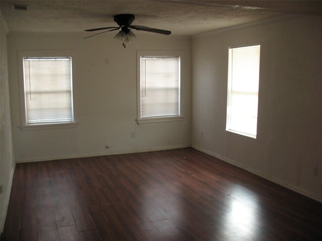 2610 Scott St in Houston, TX - Building Photo - Building Photo