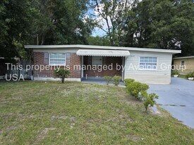 3137 Kingston St in Jacksonville, FL - Building Photo