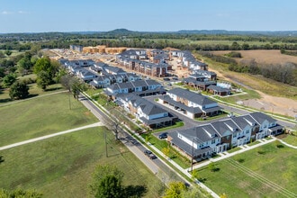 Chartwell Commons at Green Lea in Gallatin, TN - Building Photo - Building Photo