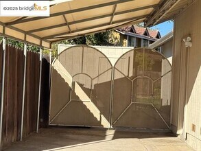 790 Valley Green Dr in Brentwood, CA - Building Photo - Building Photo