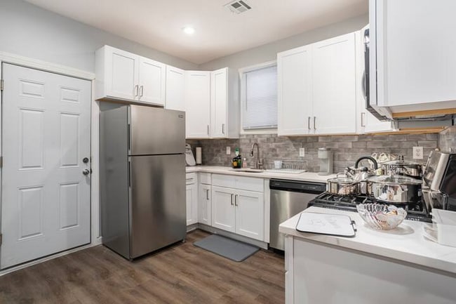 135 Fabyan Pl in Newark, NJ - Building Photo - Building Photo