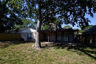 18507 Wood Glen Ln in Houston, TX - Building Photo - Building Photo