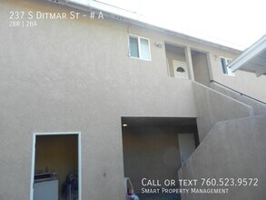 237 S Ditmar St in Oceanside, CA - Foto de edificio - Building Photo