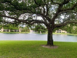 260 Timber Lake Cir in Naples, FL - Building Photo - Building Photo