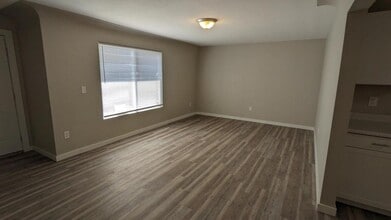 3965 Hayesville Dr NE in Salem, OR - Building Photo - Building Photo