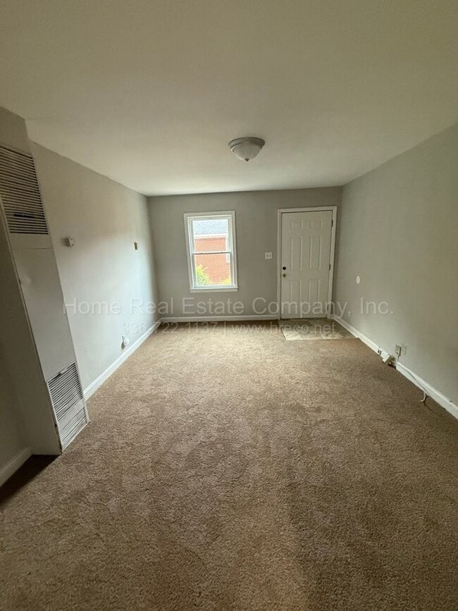 1447 Clark Ave in Winston-Salem, NC - Building Photo - Building Photo