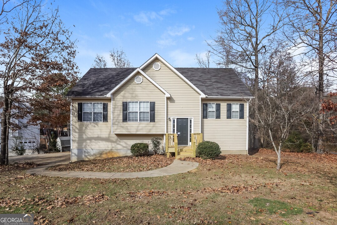 23 Gatepost Ln in Kingston, GA - Building Photo