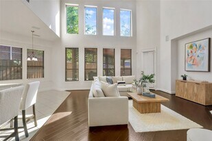 8730 Isaac St in Plano, TX - Building Photo