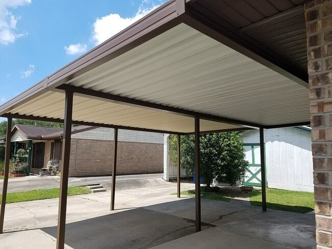 101 Thompson Loop in Lafayette, LA - Building Photo - Building Photo