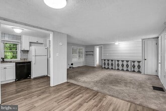 8356 Baltimore National Pike in Ellicott City, MD - Building Photo - Building Photo