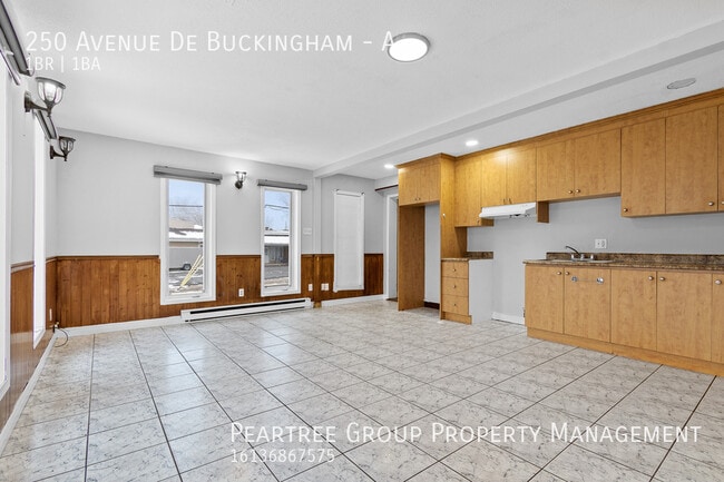 250 Ave. de Buckingham in Gatineau, QC - Building Photo - Building Photo
