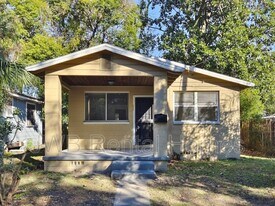 1593 W 21st St in Jacksonville, FL - Building Photo