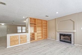 6900 Poppy Pl NW in Albuquerque, NM - Building Photo - Building Photo