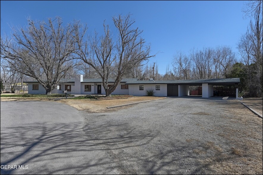5140 Camino De La Vista Dr in El Paso, TX - Building Photo