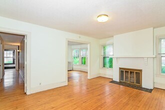 509 6th St SE in Minneapolis, MN - Building Photo - Building Photo