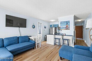 2182 New River Inlet Rd in North Topsail Beach, NC - Building Photo