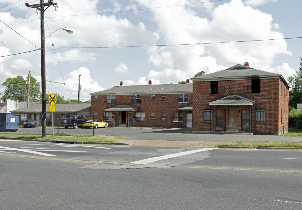 2012 E Person Ave in Memphis, TN - Foto de edificio