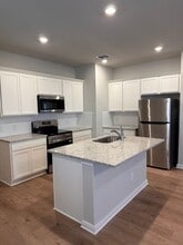 3920 Abbott Pass in Saint Hedwig, TX - Building Photo - Building Photo