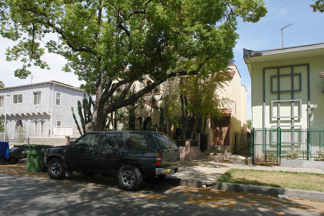 The Oxford Hollywood in Los Angeles, CA - Building Photo - Building Photo