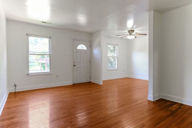 property at 577 W Diamond Ave