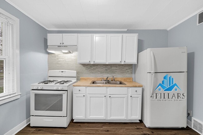 1404 Federal Ave in La Porte, IN - Building Photo - Building Photo