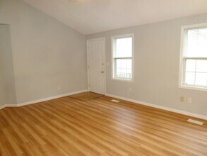 710 Edwards St in Chapel Hill, NC - Building Photo - Building Photo