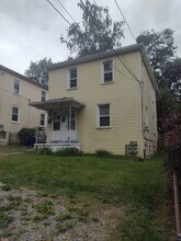 746 Eathan Ave in Pittsburgh, PA - Building Photo - Building Photo