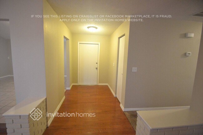 7513 Meadow Dr in Tampa, FL - Building Photo - Building Photo