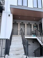 405 Myers Rd in Cambridge, ON - Building Photo - Building Photo